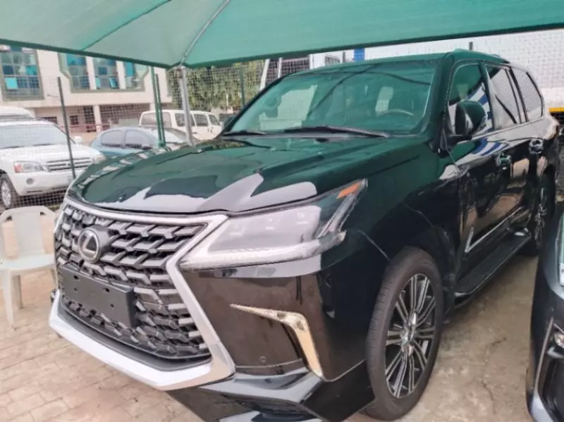 Lexus LX 570   - 2010