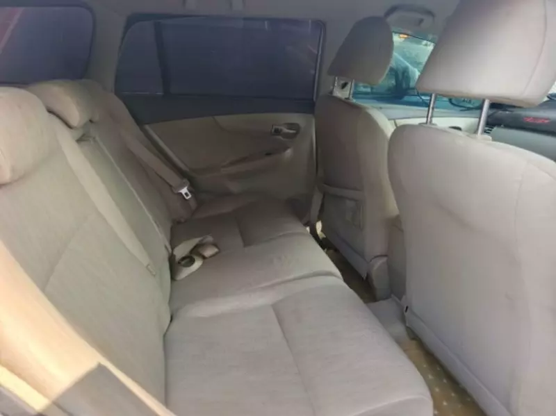 Toyota Fielder    - 2006