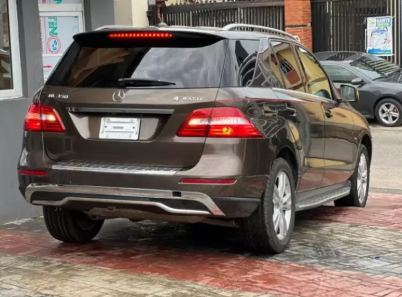 Mercedes-Benz ML 350   - 2012