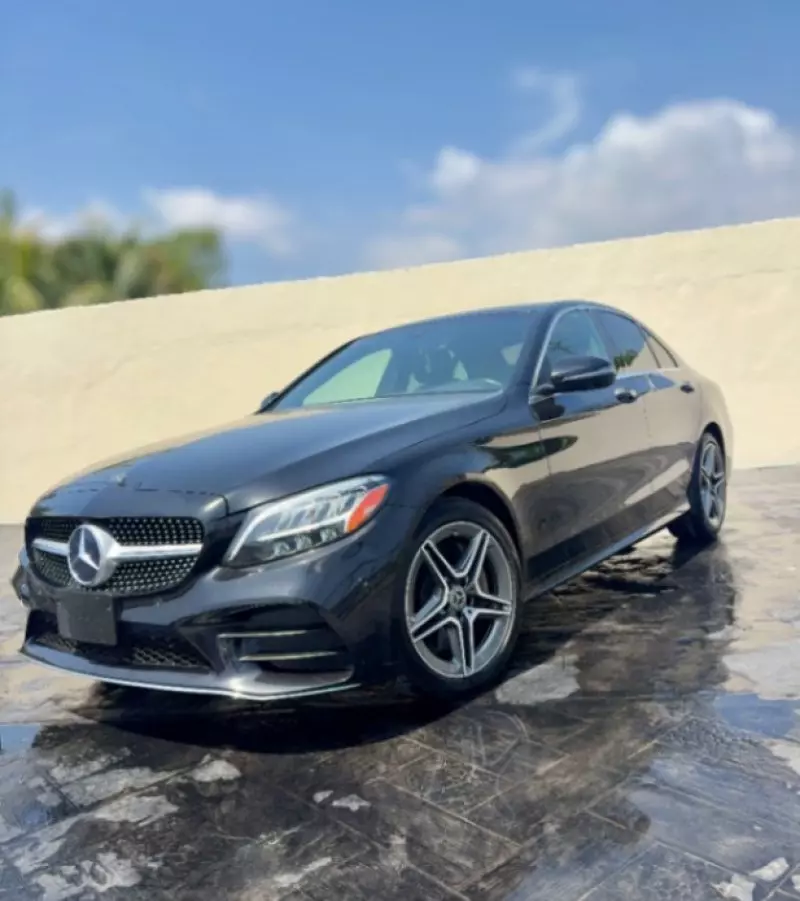 Mercedes-Benz C 300 - 2019