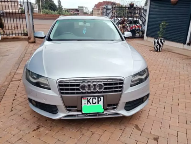 Audi A4   - 2012