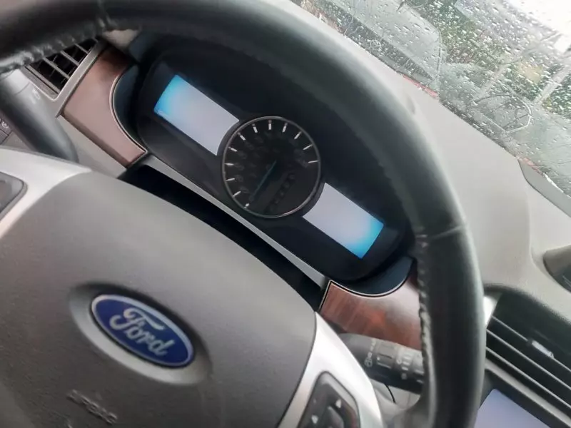 Ford Edge   - 2013