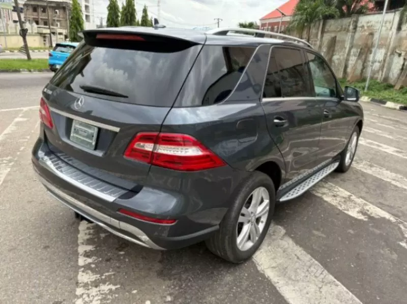 Mercedes-Benz ML 350   - 2013