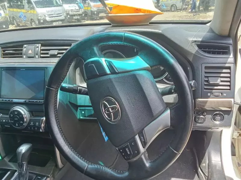 Toyota Mark X   - 2015