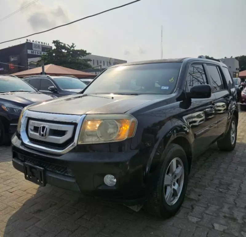 Honda Pilot   - 2011