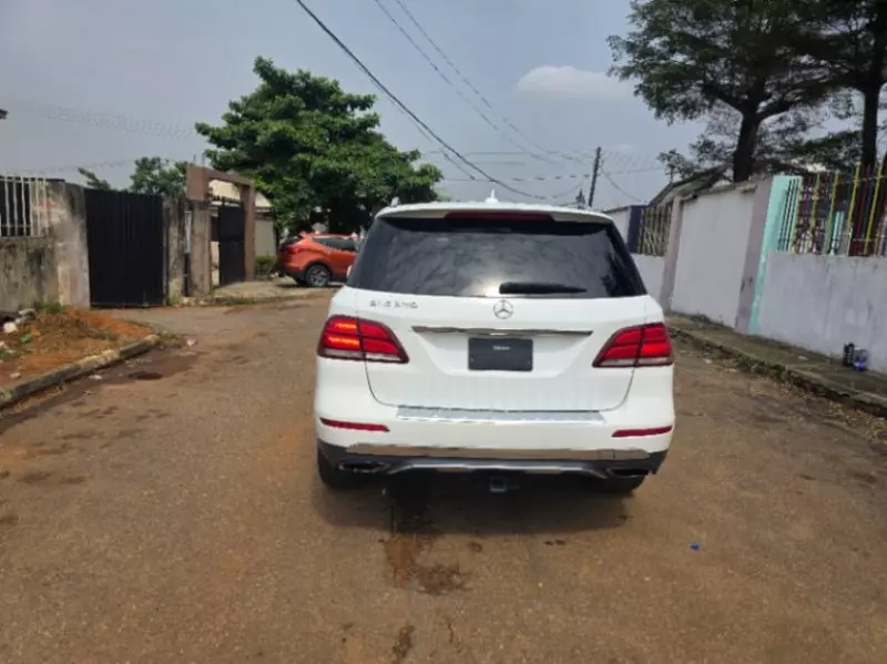 Mercedes-Benz GLE 350