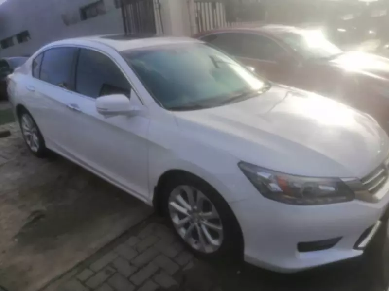 Honda Accord   - 2014
