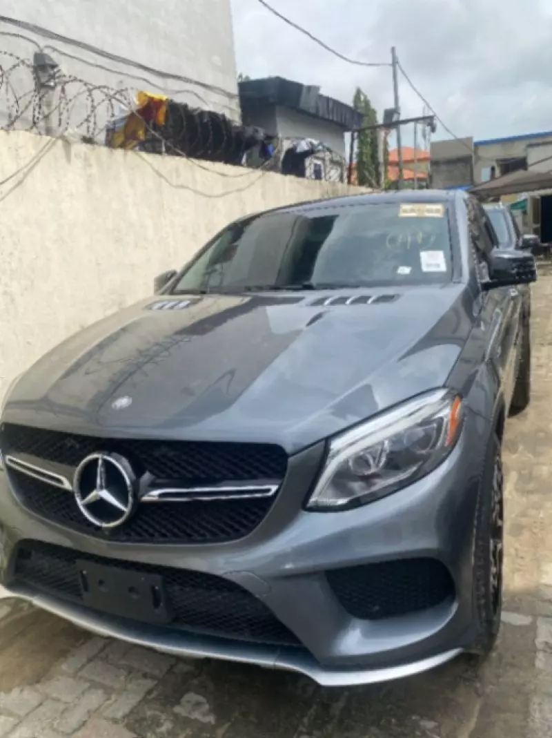 Mercedes-Benz GLE 43 AMG   - 2017