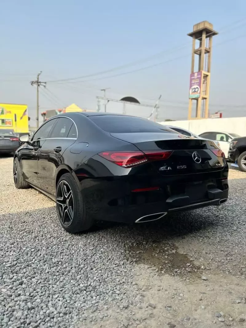 Mercedes-Benz CLA 250