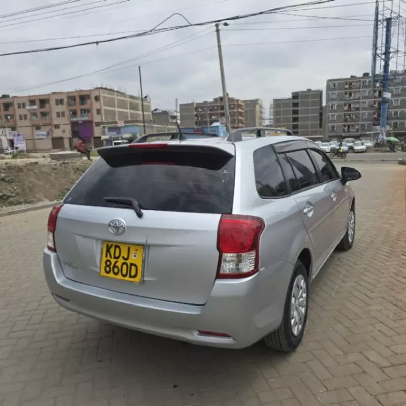 Toyota Fielder    - 2015