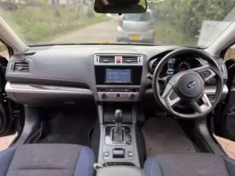 Subaru Outback   - 2017