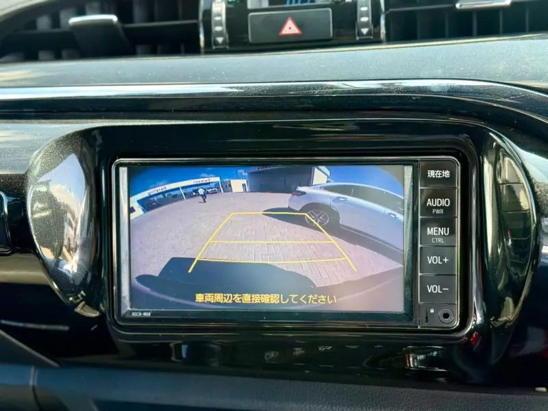 Toyota Hilux   - 2019