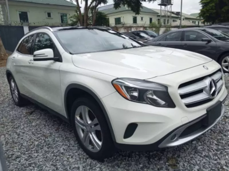 Mercedes-Benz GLA 250   - 2016