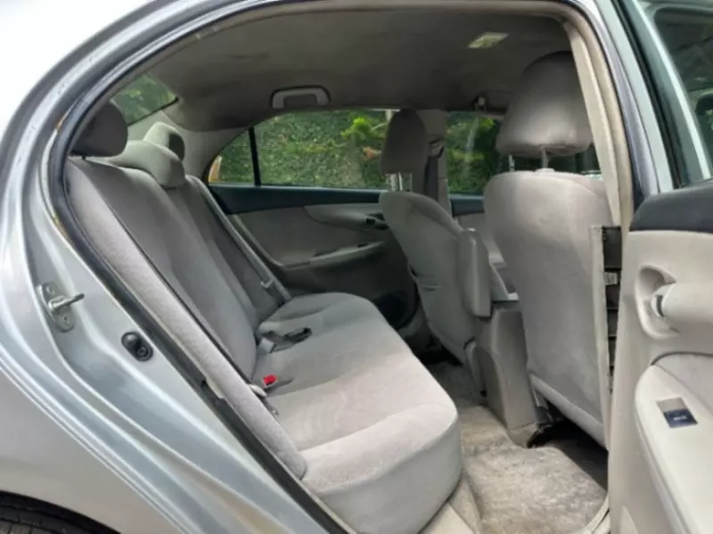 Toyota Axio    - 2010