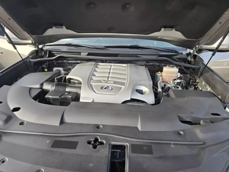 Lexus LX 570   - 2018