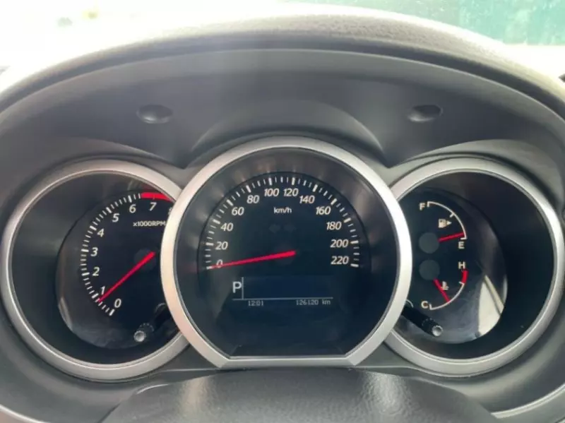 SUZUKI Escudo    - 2012