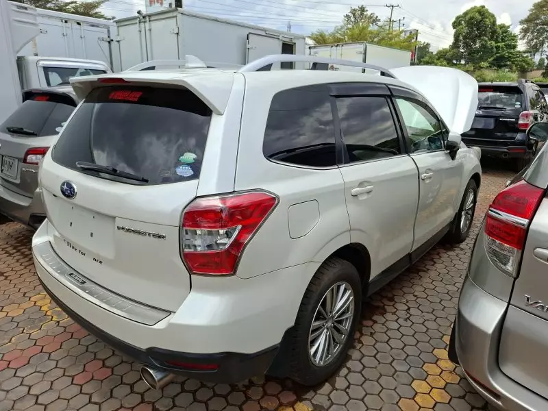 Subaru Forester   - 2014
