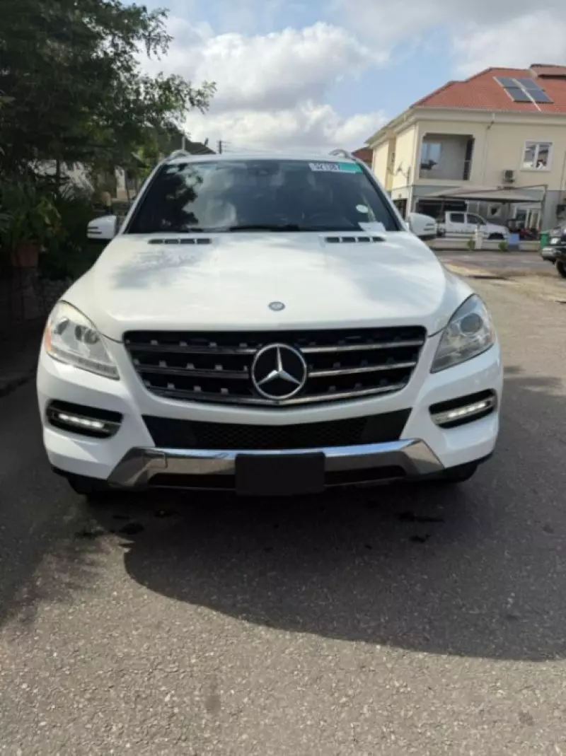 Mercedes-Benz ML 350   - 2012