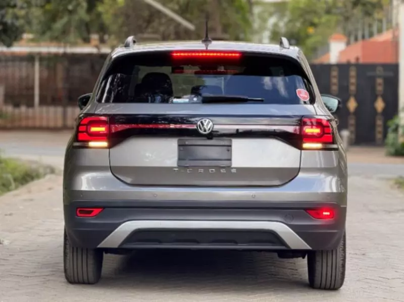 Volkswagen T-Cross   - 2020