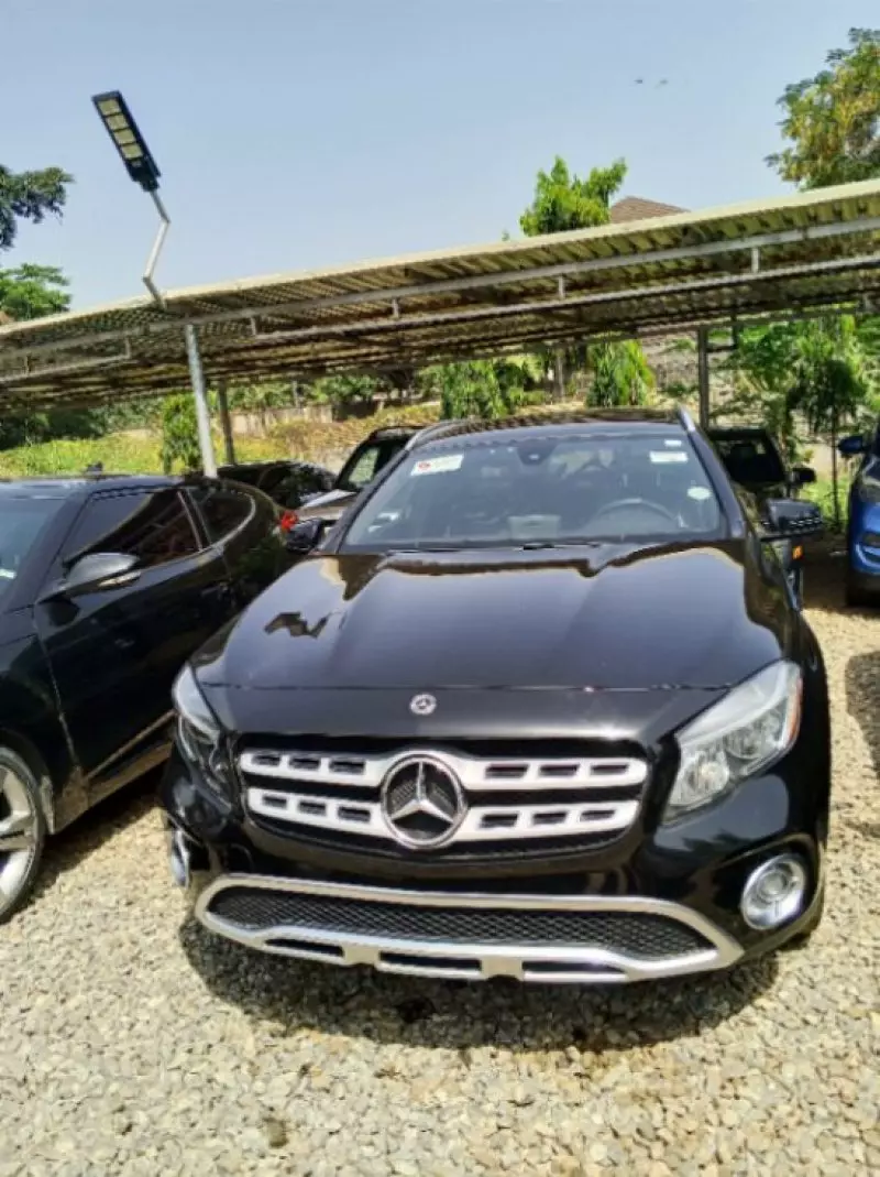 Mercedes-Benz GLA 250