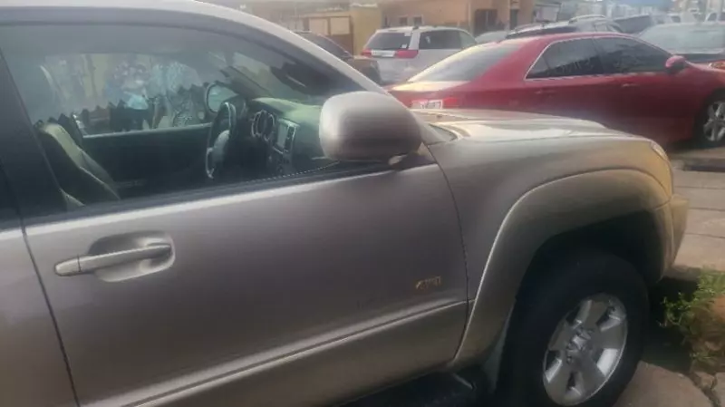 Toyota 4Runner   - 2005