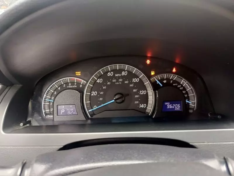 Toyota Camry   - 2013