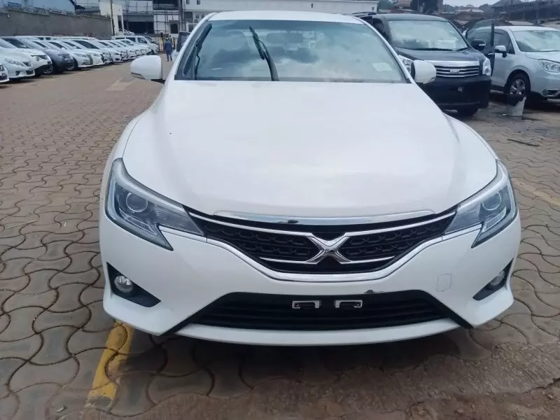 Toyota Mark X   - 2013