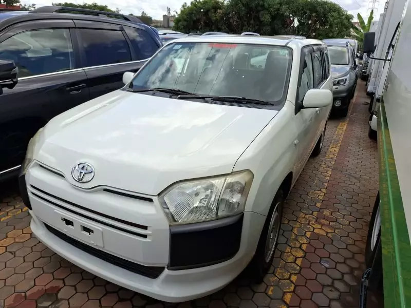 Toyota Probox - 2016