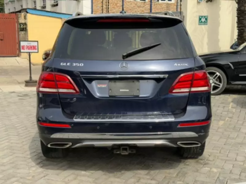 Mercedes-Benz GLE-Class   - 2016