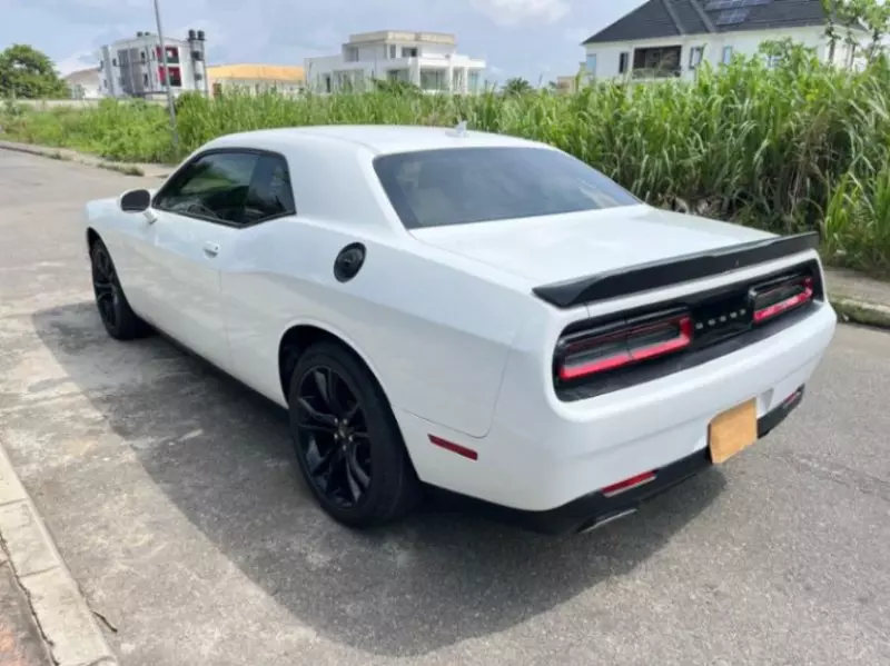 Dodge Challenger   - 2018