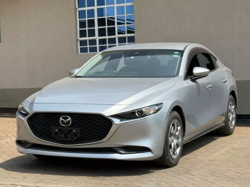 Mazda 3   - 2019