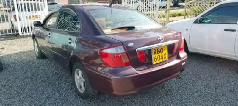 Toyota Premio    - 2005