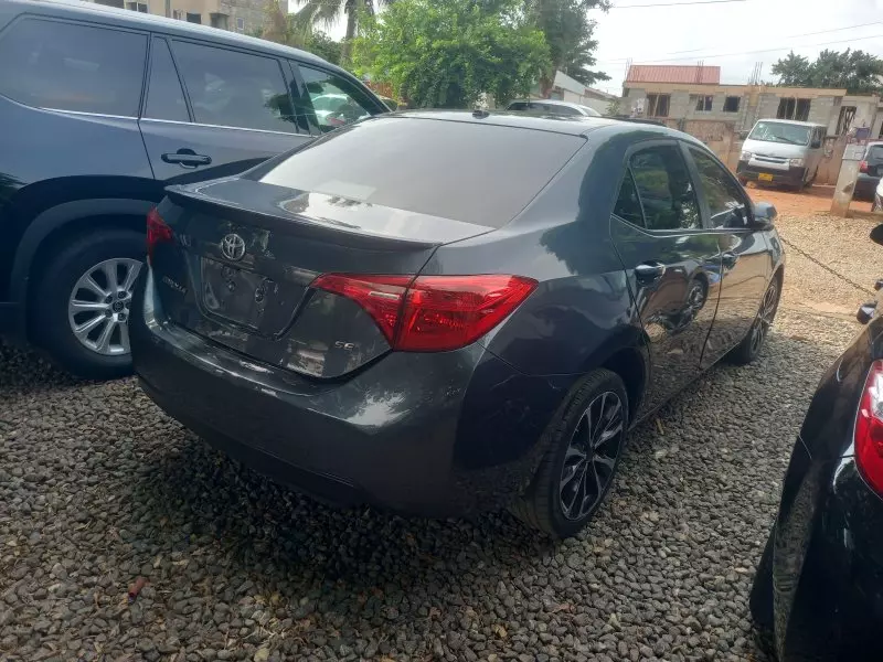 Toyota Corolla   - 2018