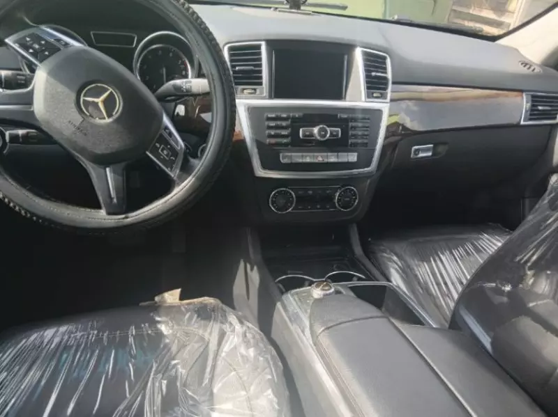 Mercedes-Benz ML-Class   - 2012