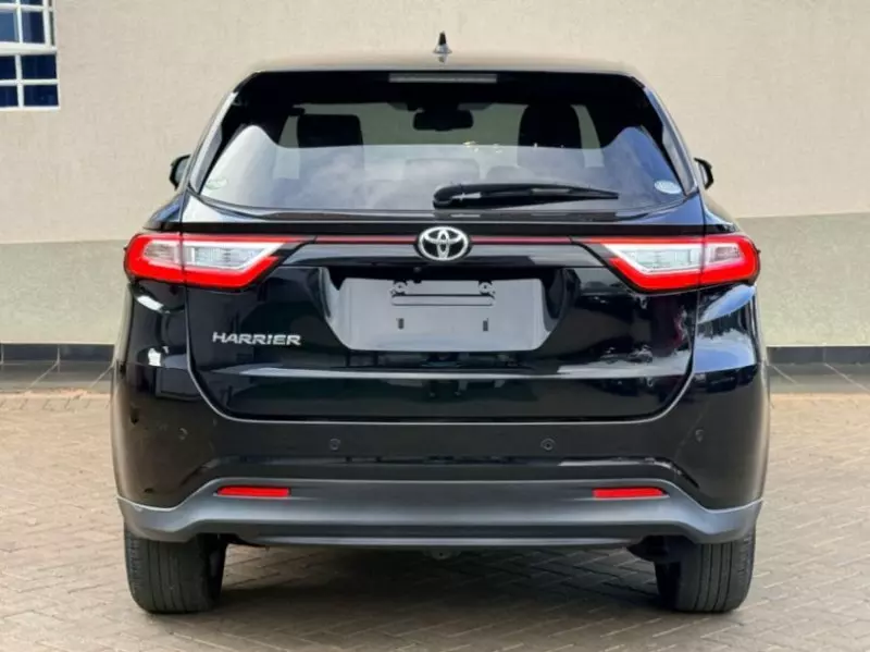 Toyota Harrier   - 2020