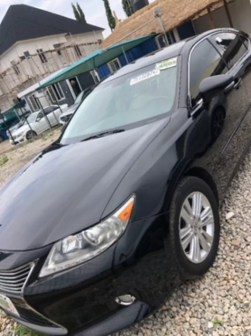 Lexus ES 350   - 2013
