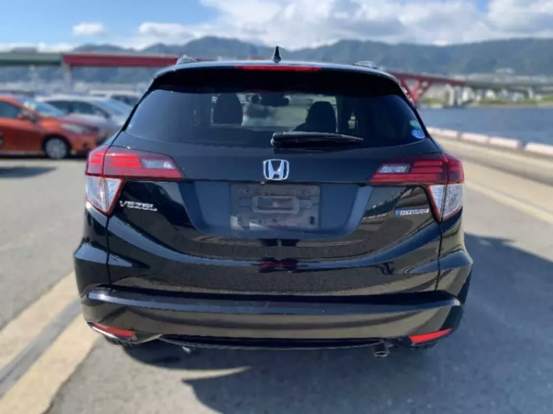 Honda Vezel    - 2017