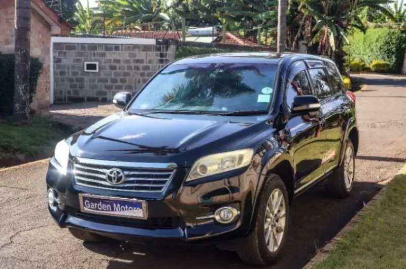 Toyota Vanguard    - 2011