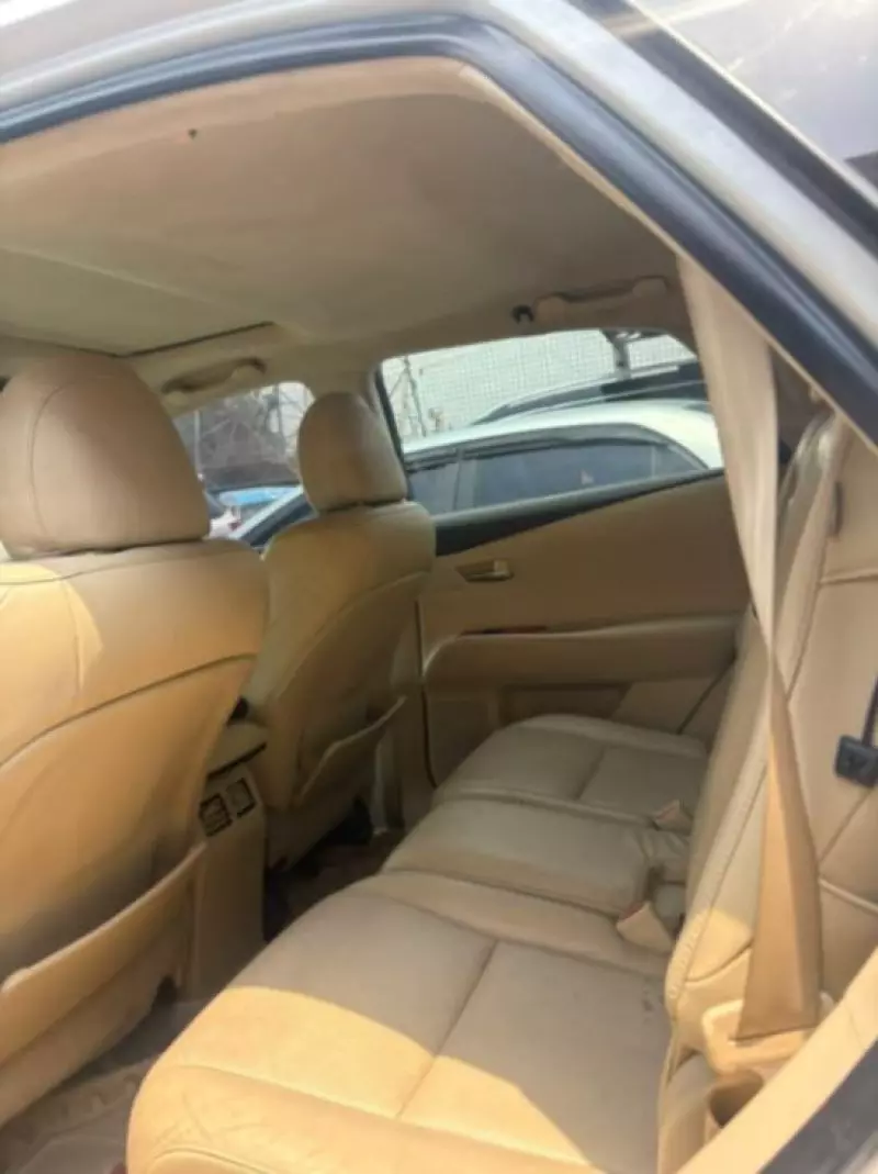 Lexus RX   - 2011