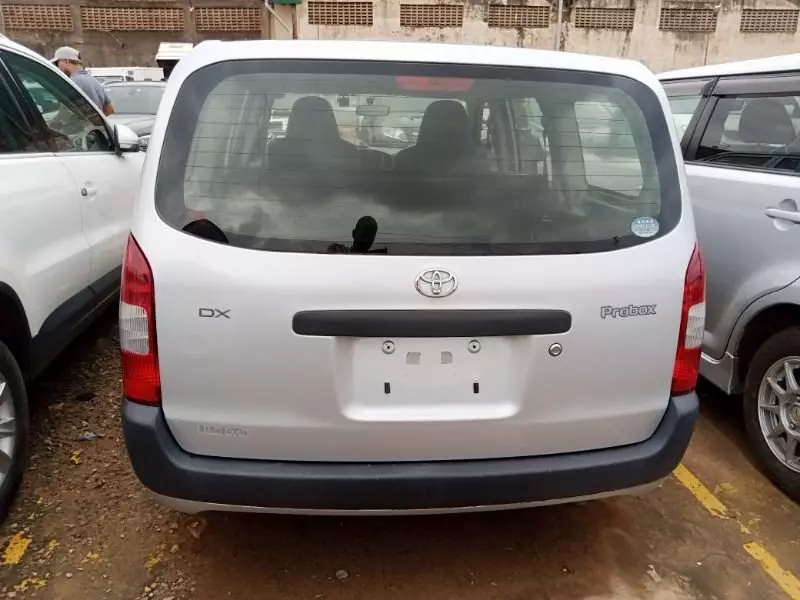 Toyota Probox    - 2011
