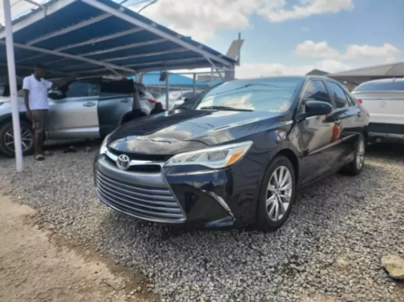 Toyota Camry   - 2015