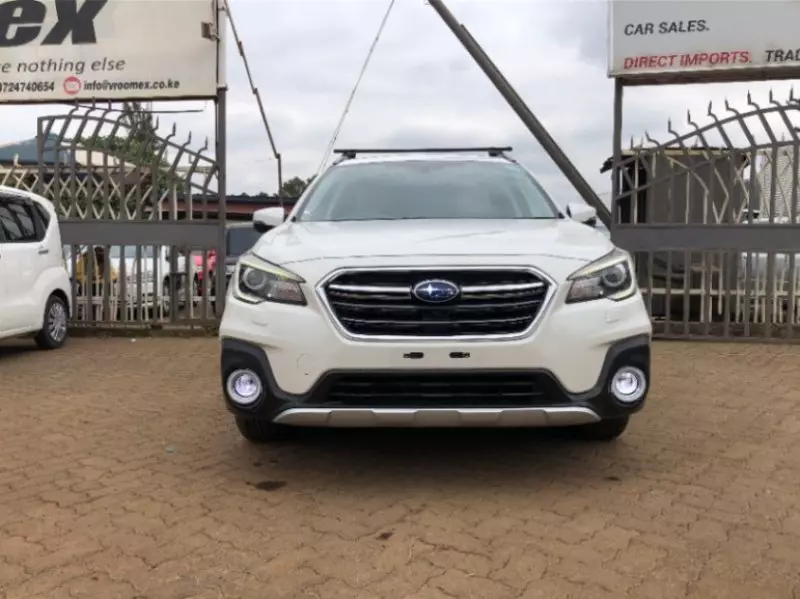 Subaru Outback   - 2018