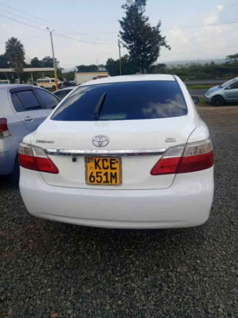 Toyota Premio    - 2008