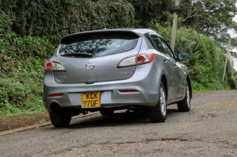 Mazda Axela    - 2009