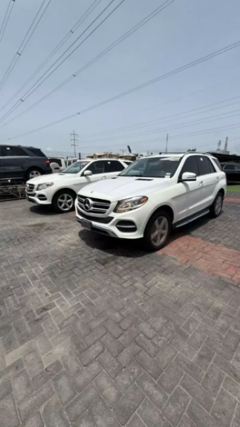 Mercedes-Benz GLE 350   - 2017