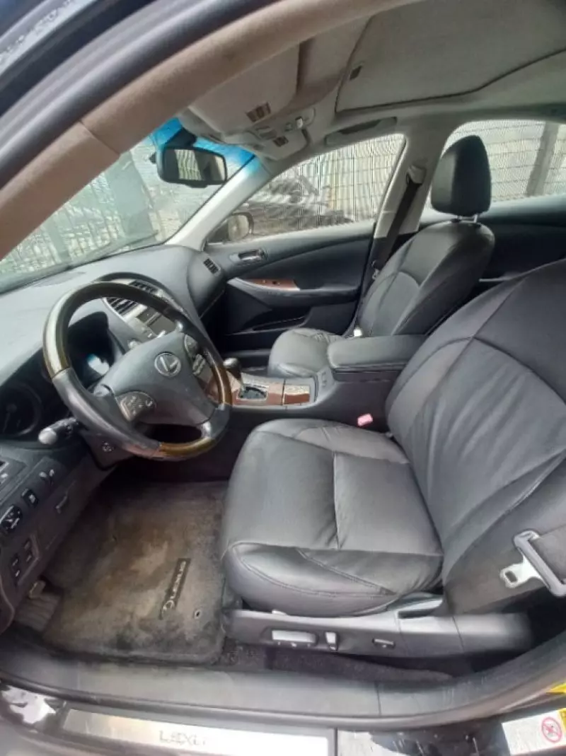 Lexus ES 350   - 2012
