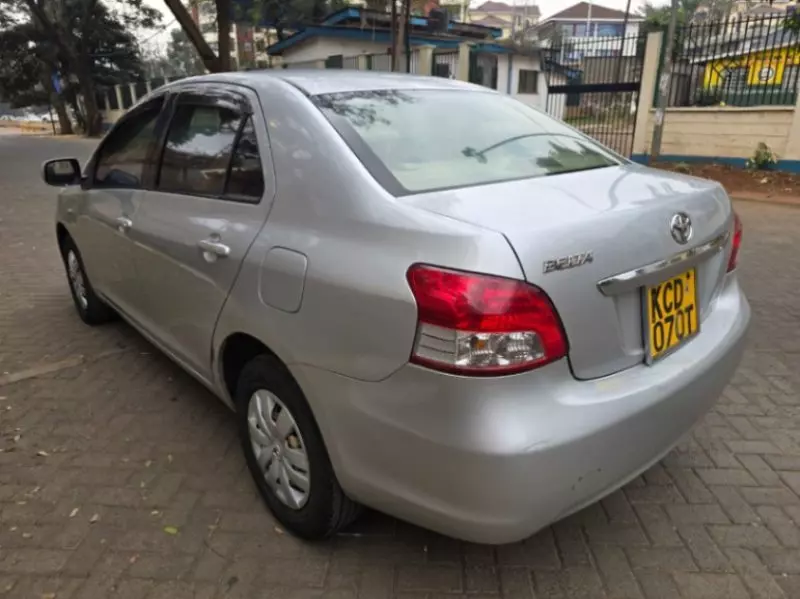 Toyota Belta   - 2008