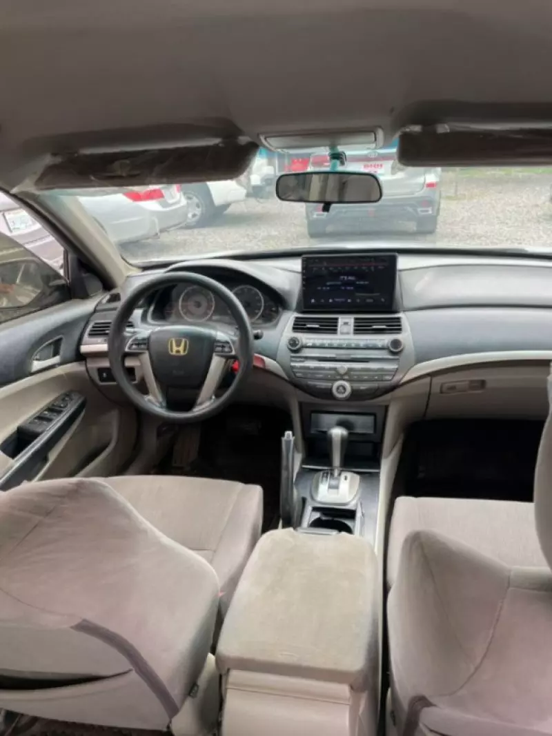 Honda Accord   - 2012
