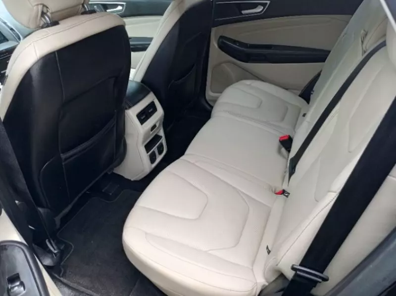 Ford Edge   - 2015
