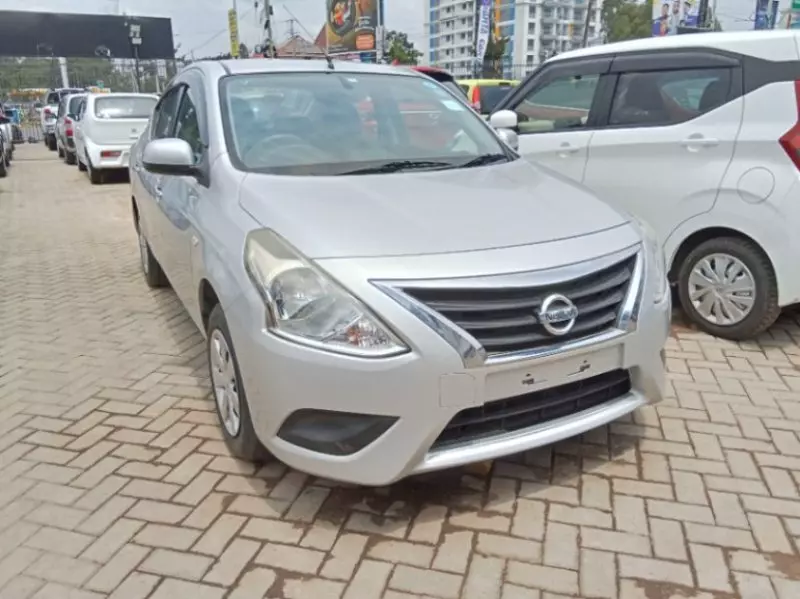Nissan Latio   - 2016